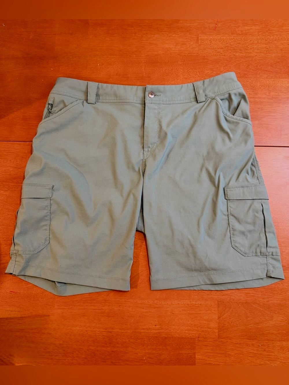 Duluth Trading Co. Women's Dry on the Fly 10" Shorts UPF 50 Sz 18 Hiking
